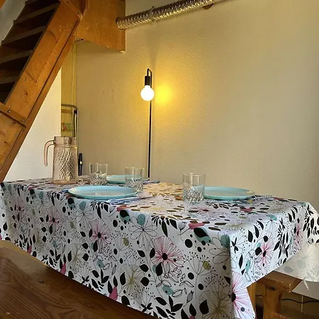 Maison Pour 6 A Saint Pierre La Avec Piscine Et Espace Exterieur - Fr-1-229d-152 Holiday home