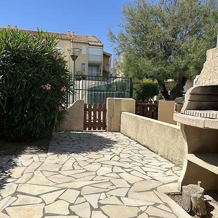 Maison Pour 6 A Saint Pierre La Avec Piscine Et Espace Exterieur - Fr-1-229d-152 Holiday home